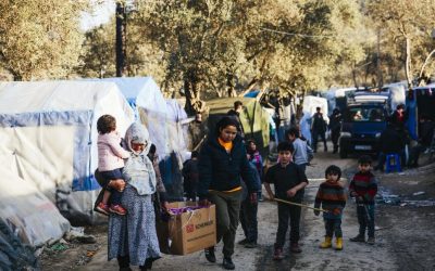 Alto Commissario ONU per i Rifugiati: agire ora per alleviare le sofferenze nei centri di accoglienza delle isole greche