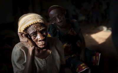 I rifugiati anziani sono sempre più in difficoltà a causa della pandemia di COVID-19