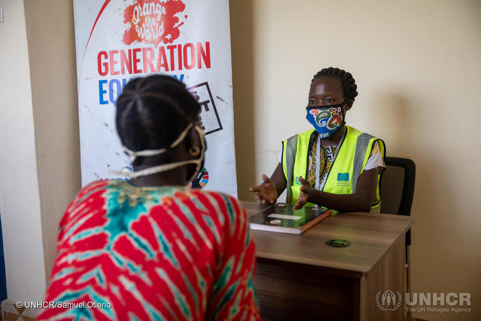 Kenya. Un partner dell'UNHCR forma le donne rifugiate a fornire consulenza sulla violenza di genere