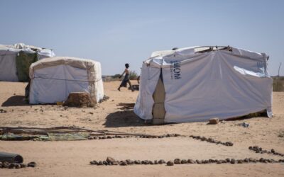 UNHCR esprime indignazione per l’uccisione di 100 civili in attacchi in Niger che hanno costretto centinaia di persone a fuggire a piedi