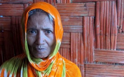 Le inondazioni portano nuova miseria per i rifugiati Rohingya nei campi del Bangladesh