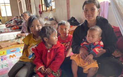 Le famiglie costrette a fuggire nel Myanmar colpito dalla crisi lottano per la sopravvivenza