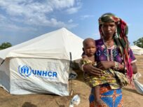 L’UNHCR riceve sostegno record per le persone costrette alla fuga, che si trovano ad affrontare un anno scoraggiante