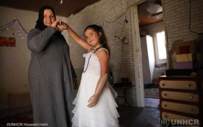 La gioia di una giovane rifugiata dalla Siria aiuta la sua famiglia a superare la crisi economica del Libano