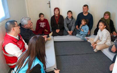 I sopravvissuti al terremoto in Turchia fanno i conti con il devastante bilancio