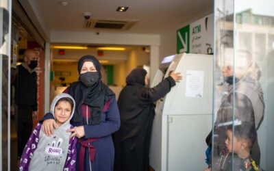 UNHCR distributes winter cash assistance to refugees in Jordan