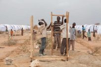 ソマリアからケニアへの流入、UNHCR難民キャンプの増設急ぐ