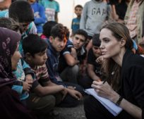 100万人を超えたシリア難民の子ども：アンジェリーナ・ジョリーUNHCR特使が寄せたメッセージ