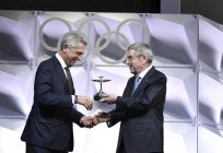 UNHCR、IOCから「オリンピック・カップ」を授与