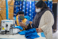 バングラデシュで難民の自立支援プロジェクトを開始～ロヒンギャ難民女性1,000人を目標に縫製スキルトレーニング～