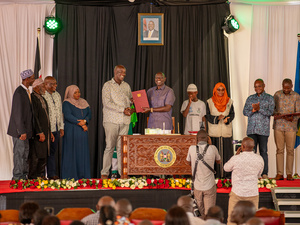 President William Ruto with members of the Pemba community and Government officials witnessing the signing the Proclamation officially  recognising the Pemba as Kenyan Citizens