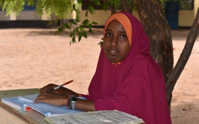 Refugee girl achieves highest score in Dadaab camps
