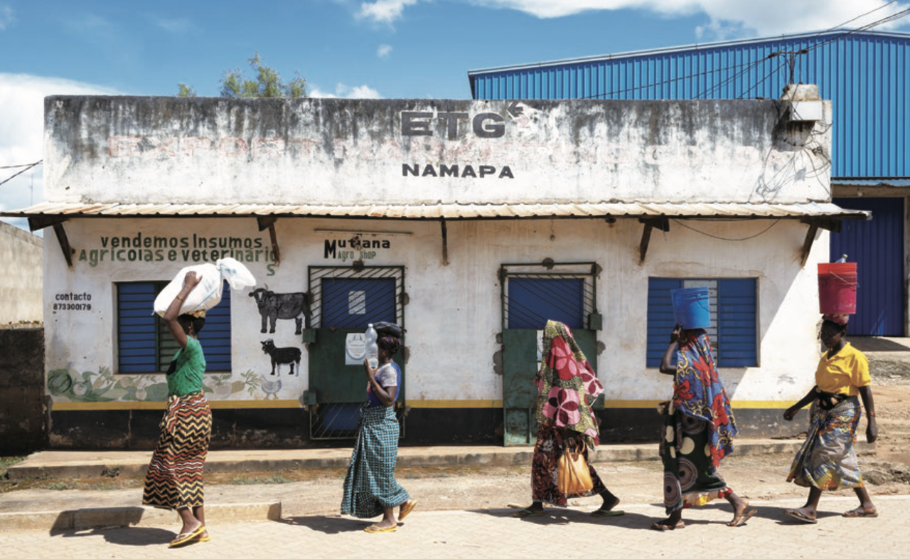 분쟁으로 고향을 떠나는 모잠비크 난민들 