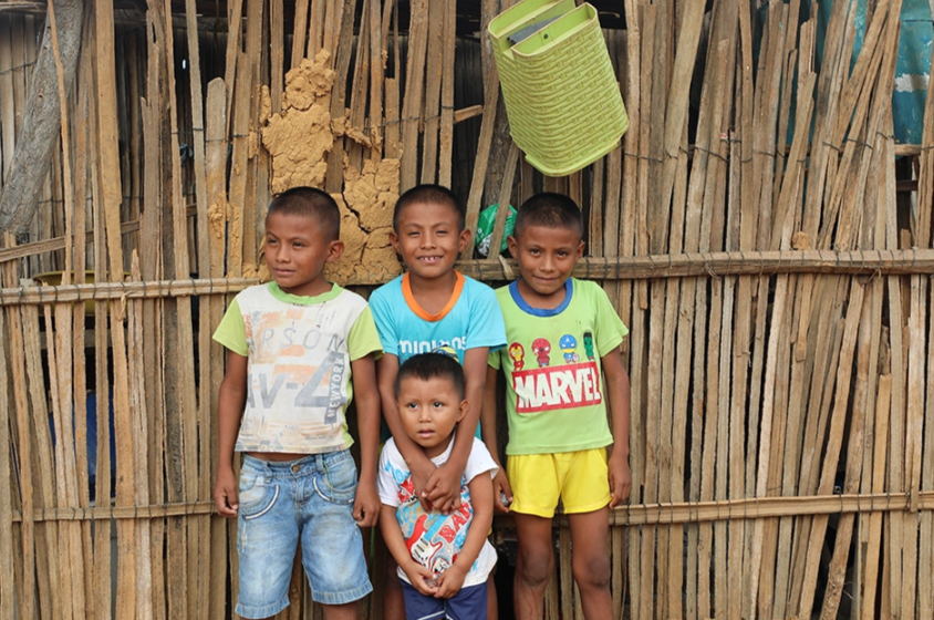 Children from the Wayuu community in the El Aeropuerto settlement.