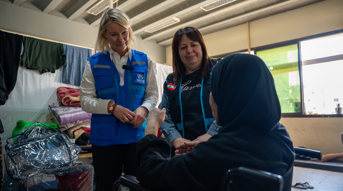 UNHCR Representative checks on people still displaced in schools, Saida. Lebanon