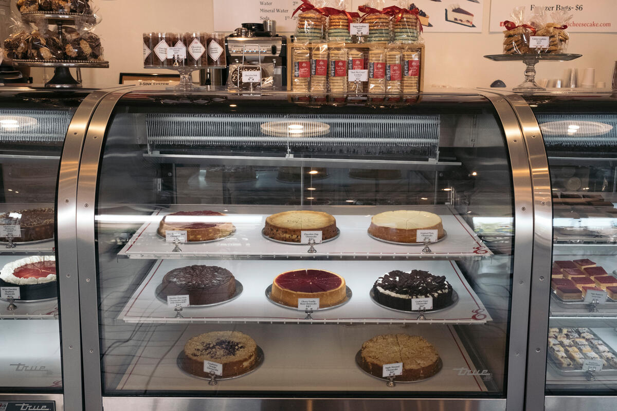 United States. Cheesecake business offers refugees hope away from home in Chicago