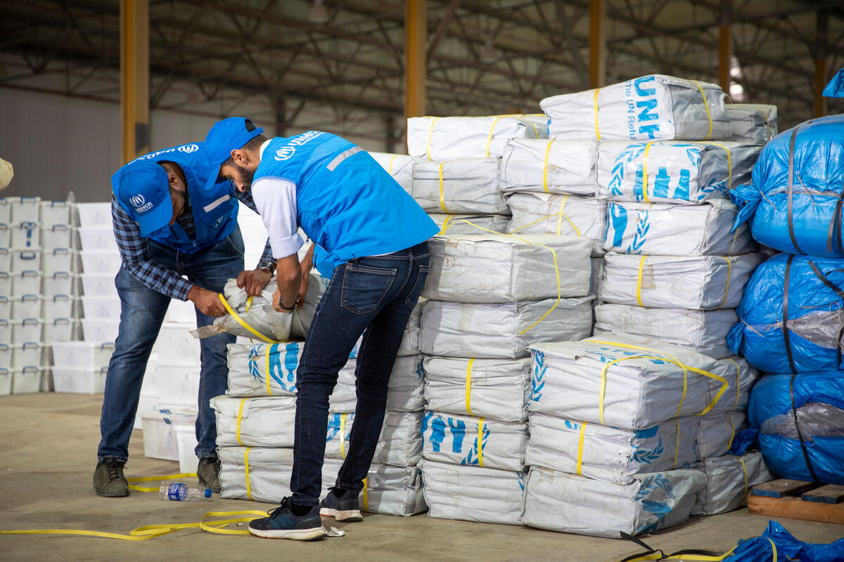 Libya. UNHCR distributes emergency aid to thousands of flood-affected