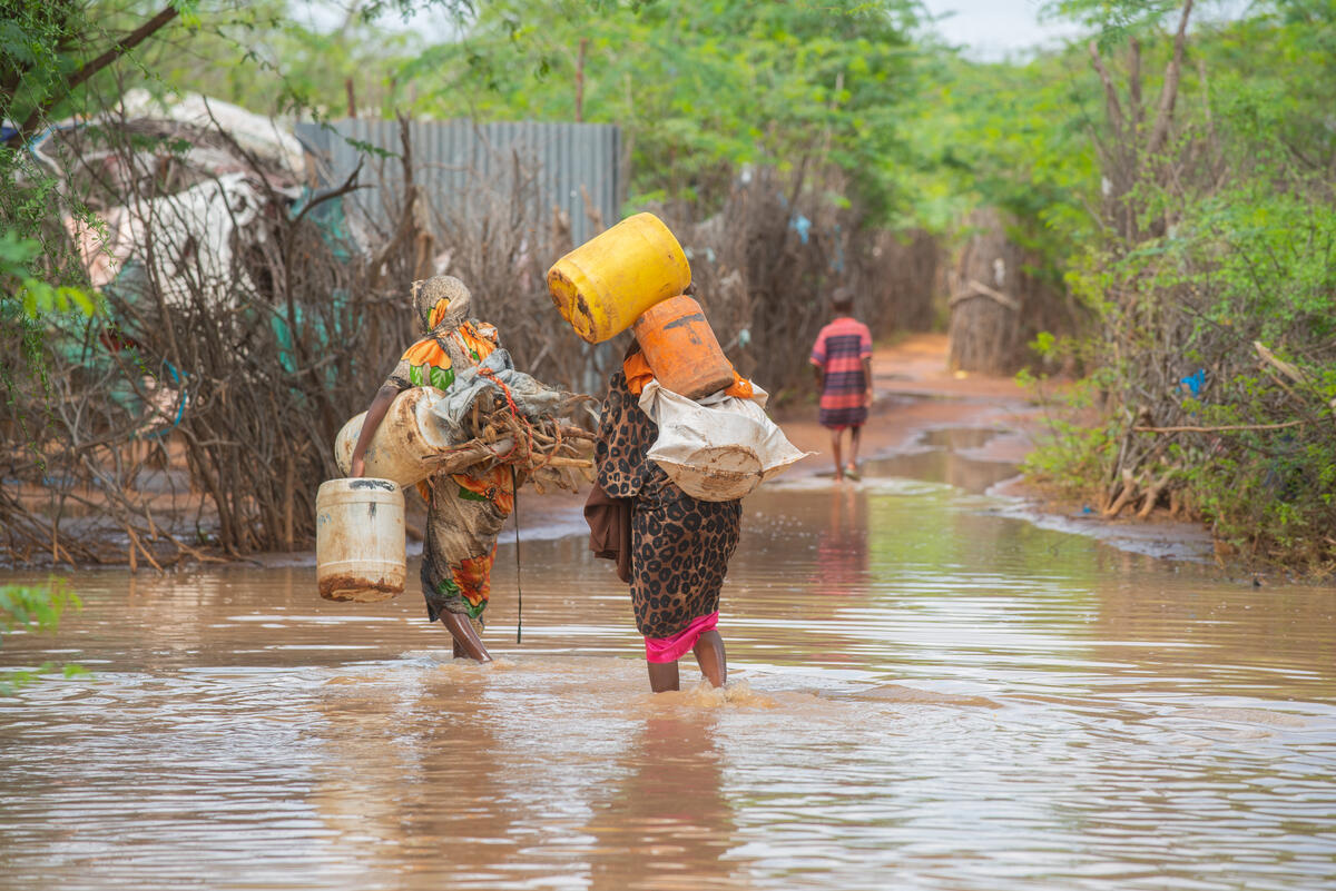 Kenya. Floods in Dadaab refugee complex