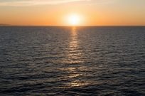 UNHCR, IOM, urge European states to disembark rescued migrants and refugees on board the Captain Morgan vessels