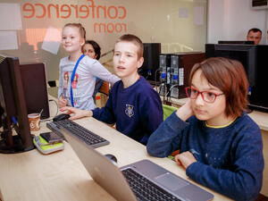 Belarus. Coding classes for kids at innovative refugee tech project