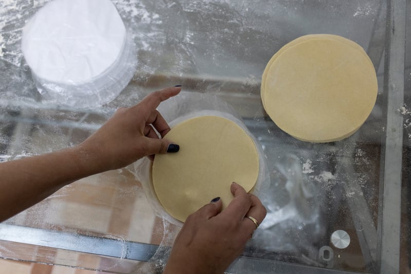 بعد مشاركتها في برنامج تدريبي على ريادة الأعمال، نجحت ماريا، وهي لاجئة من فنزويلا، في مشروعها التجاري في مدينة أريكويبا، جنوب البيرو.