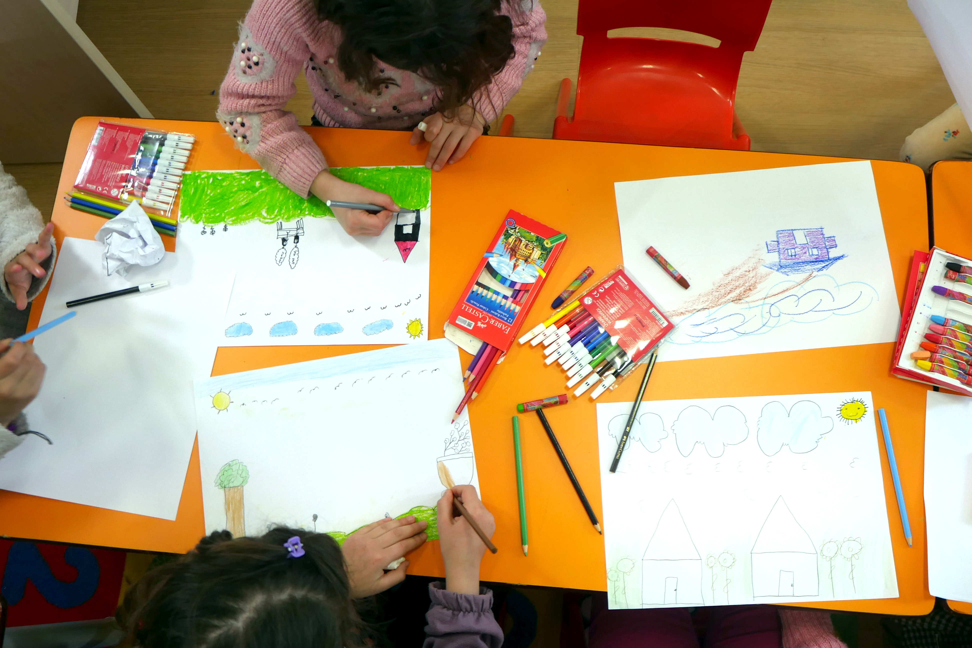 Turkey. Refugee children draw what they imagine Syria to look like