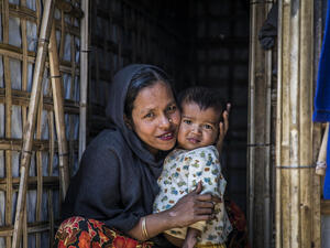 Bangladesh. Families settled in Kutupalong refugee camp, 3 years after the crisis broke out
