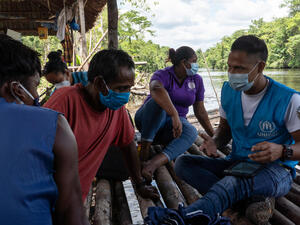 Guyana. UNHCR conducts needs assessment with Venezuelan Warao families in canal bank area