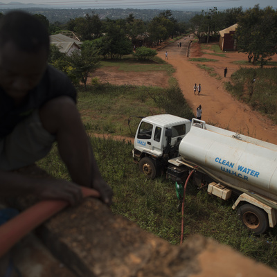 UNHCR is trucking in clean water as one of the responses to the cholera outbreak in the Kagunga area of Tanzania.