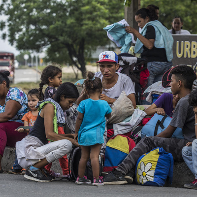 Colombia. Venezuelans risk life and limb to seek help in Colombia