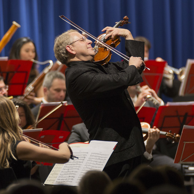Maestro Shlomo Mintz is the main organizer of United in Music