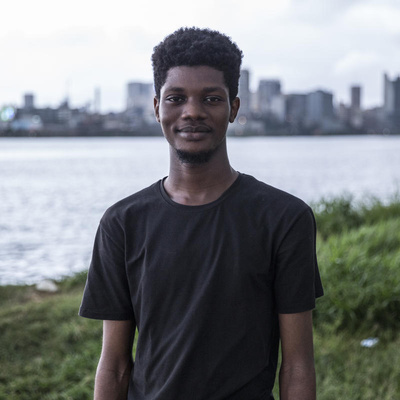 Côte d'Ivoire. Ivorian graphic designer produces emoji for World Refugee Day