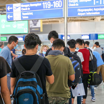 Greece. Unaccompanied children relocated from Greece to Portugal