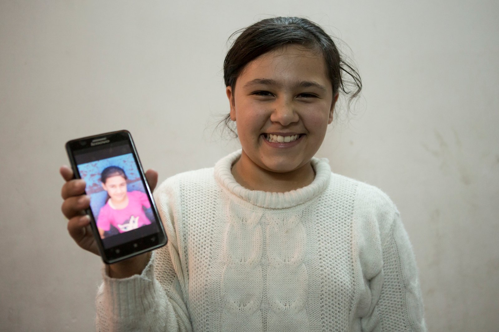 Iraq. UNHCR High Profile Supporter Douglas Booth visits refugees and IDPs