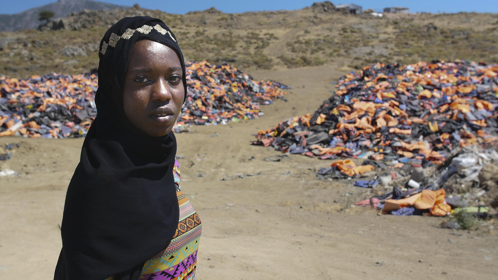 UNHCR High Profile Supporter Emi Mahmoud visits refugees in Greece