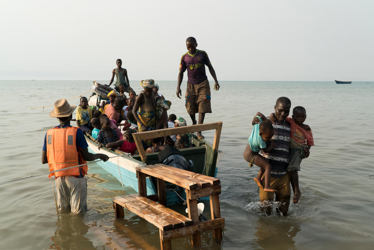Uganda. Newly displaced Congolese refugees in Sebagoro UNHCR emergency centre