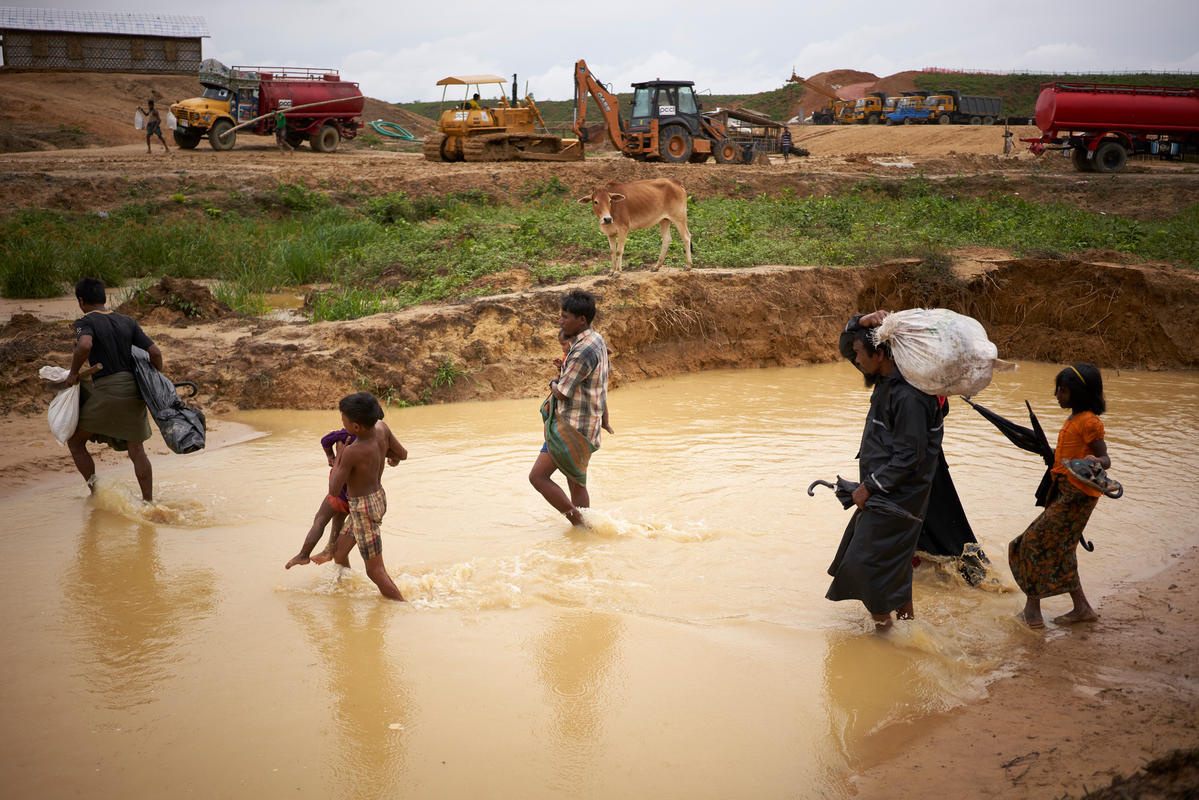 Bangladesh. UNHCR relocates families to safer area