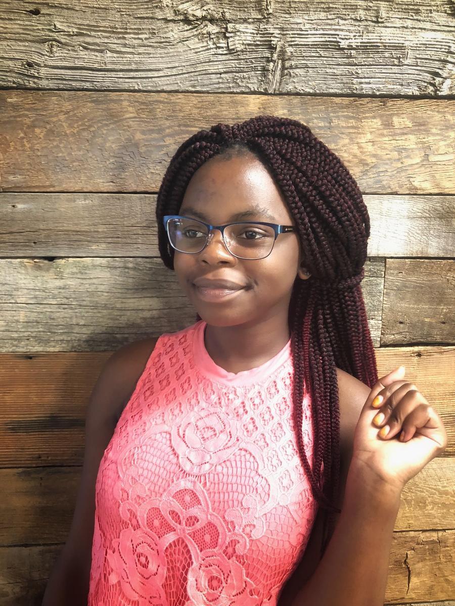 United States. Resettled refugees receive home on American TV show, Extreme Makeover Home Edition