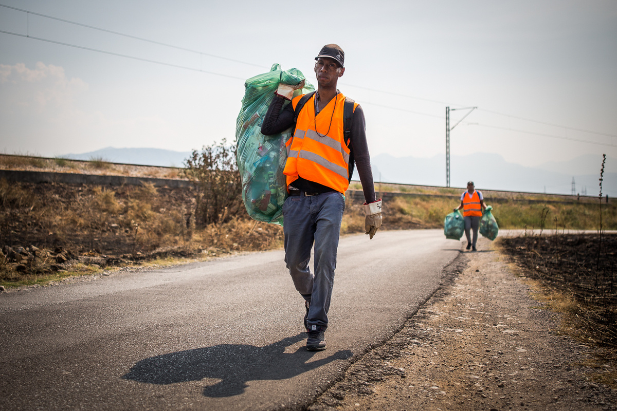 Cuban refugees earning their livelihood in Montenegro