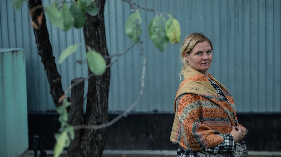 Kazakhstan. UNHCR partner helps mother to break cycle of statelessness