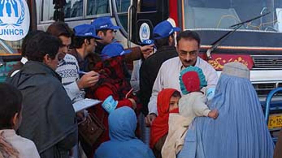 Afghan refugees transfer from Jalozai camp to other sites.