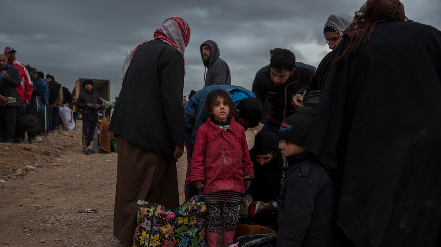 Iraq. Internally displaced Iraqis reach safety