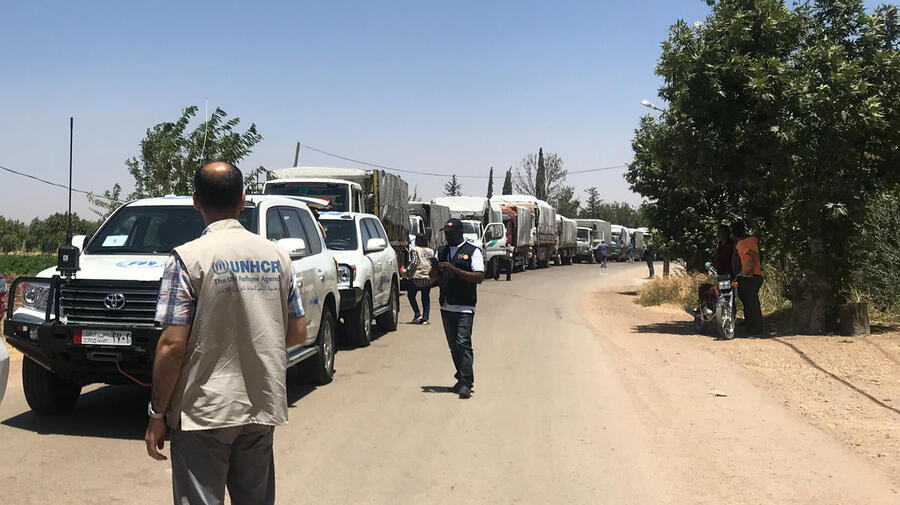 Syria. UN/SARC Inter-agency convoy reach people in Beit Jan for the first time since 2013