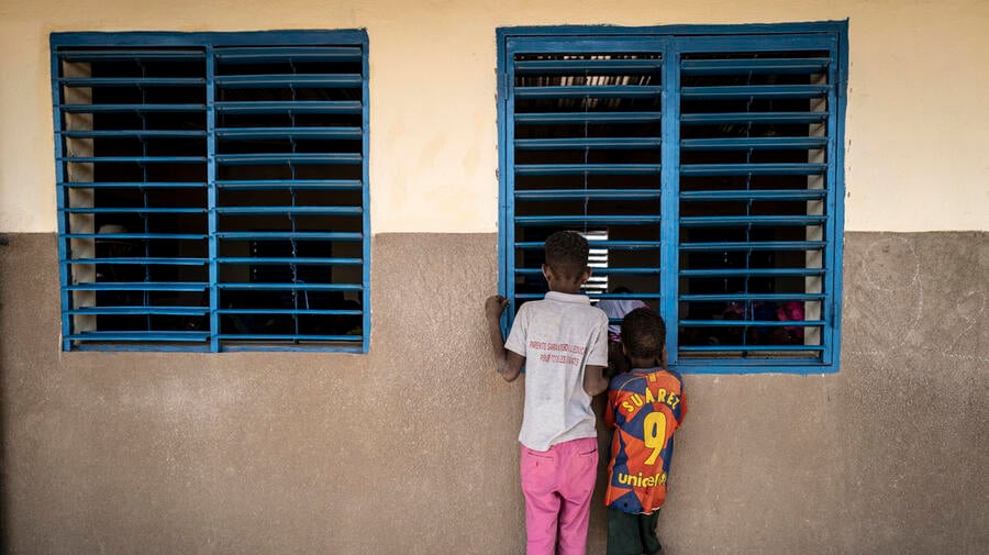 Burkina Faso. UN High Commissioner for Refugees visits Goudoubou camp