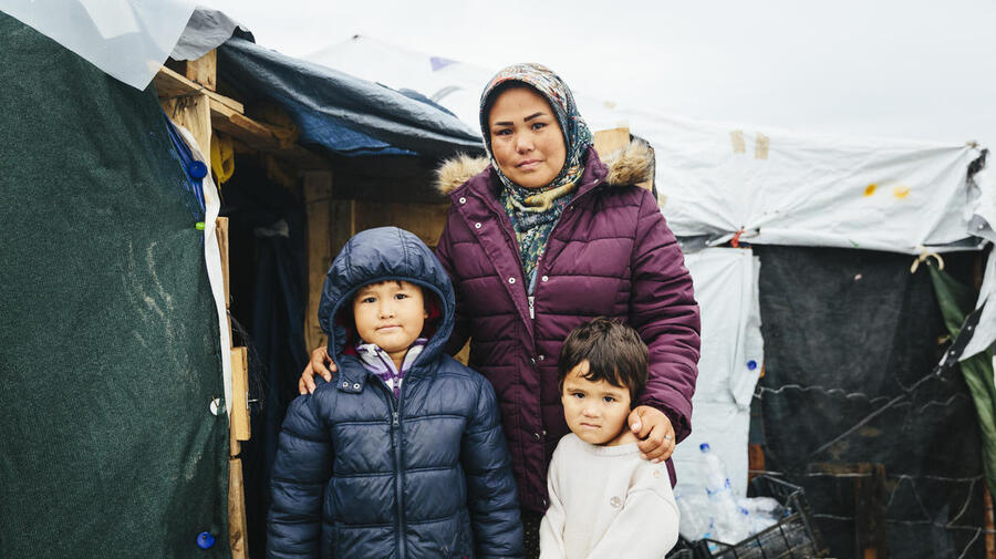 Greece. UNHCR chief urges action over conditions for asylum-seekers on Lesvos