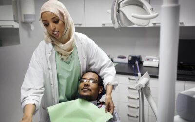 Bønnerop får tannlegens muslimske pasienter til å føle seg hjemme