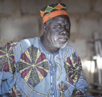 Dianbendé vangt meer dan 2.500 ontheemde mensen uit Burkina Faso op op zijn terrein