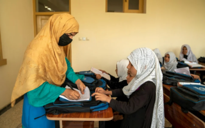 Oproep om het verbod op vrouwelijke humanitaire hulpverleners in Afghanistan ongedaan te maken
