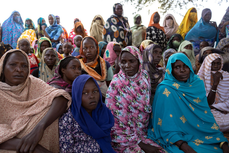 Chad. Sudanese refugee women in Aboutengue