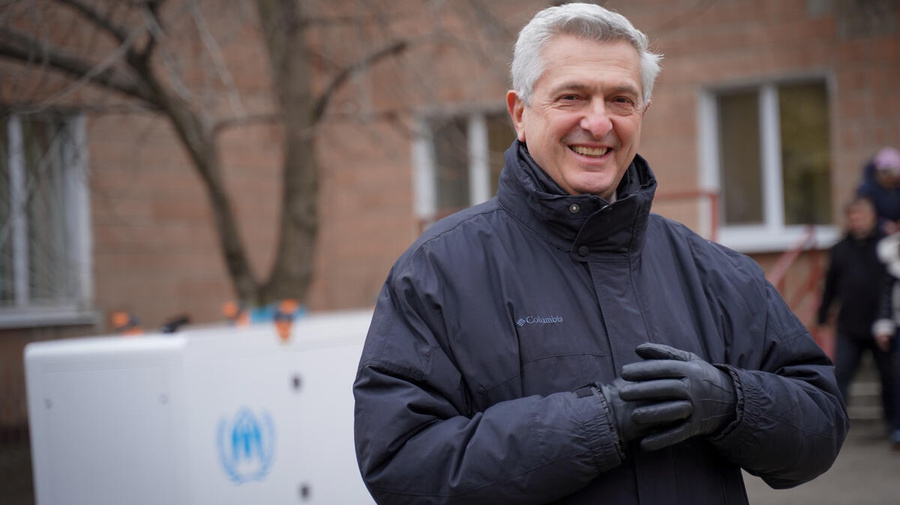 Ukraine. UN High Commissioner for Refugees Filippo Grandi visits a community warming point in Kharkiv.